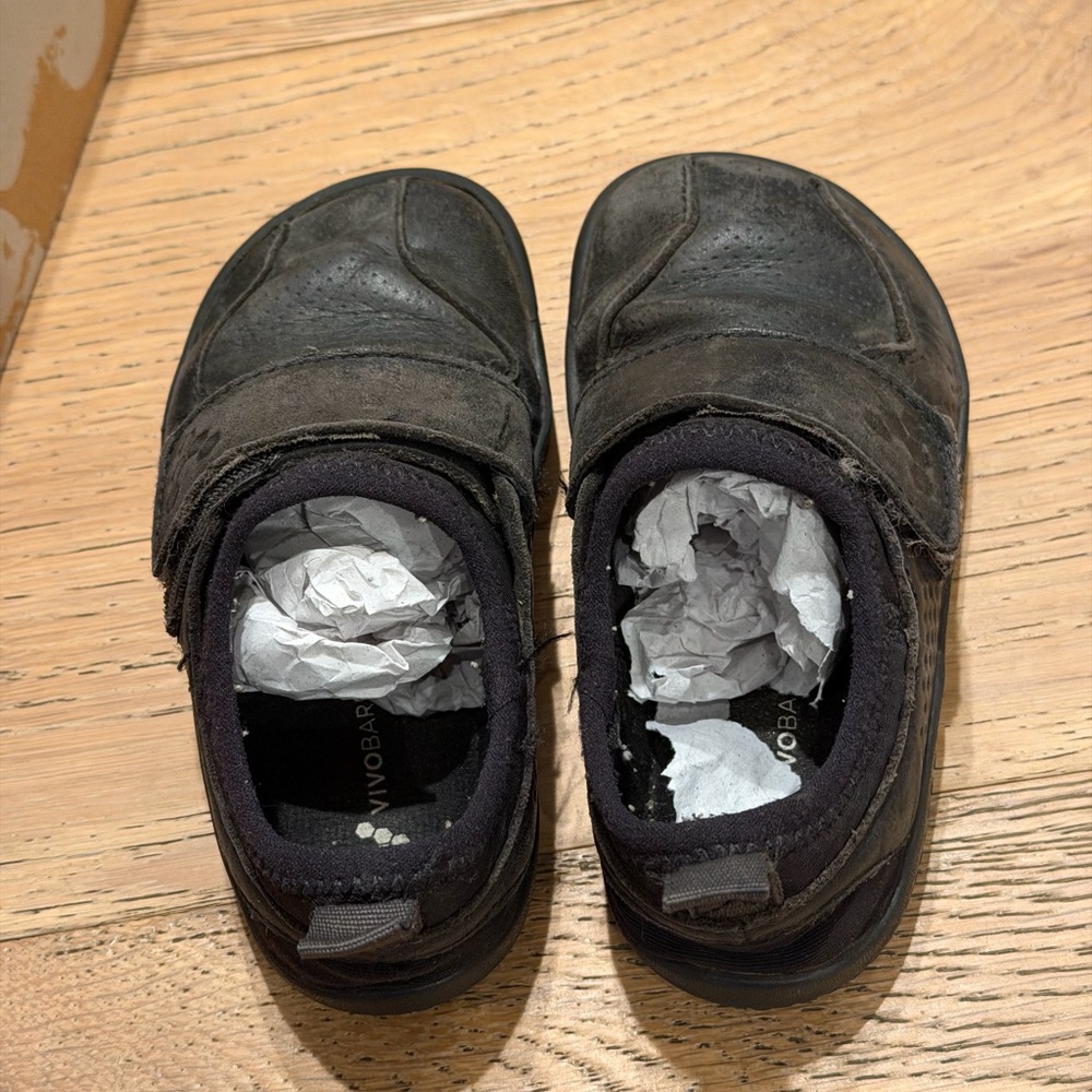 Vivo Barefoot Kids Black Sneakers - Picture 5 of 6